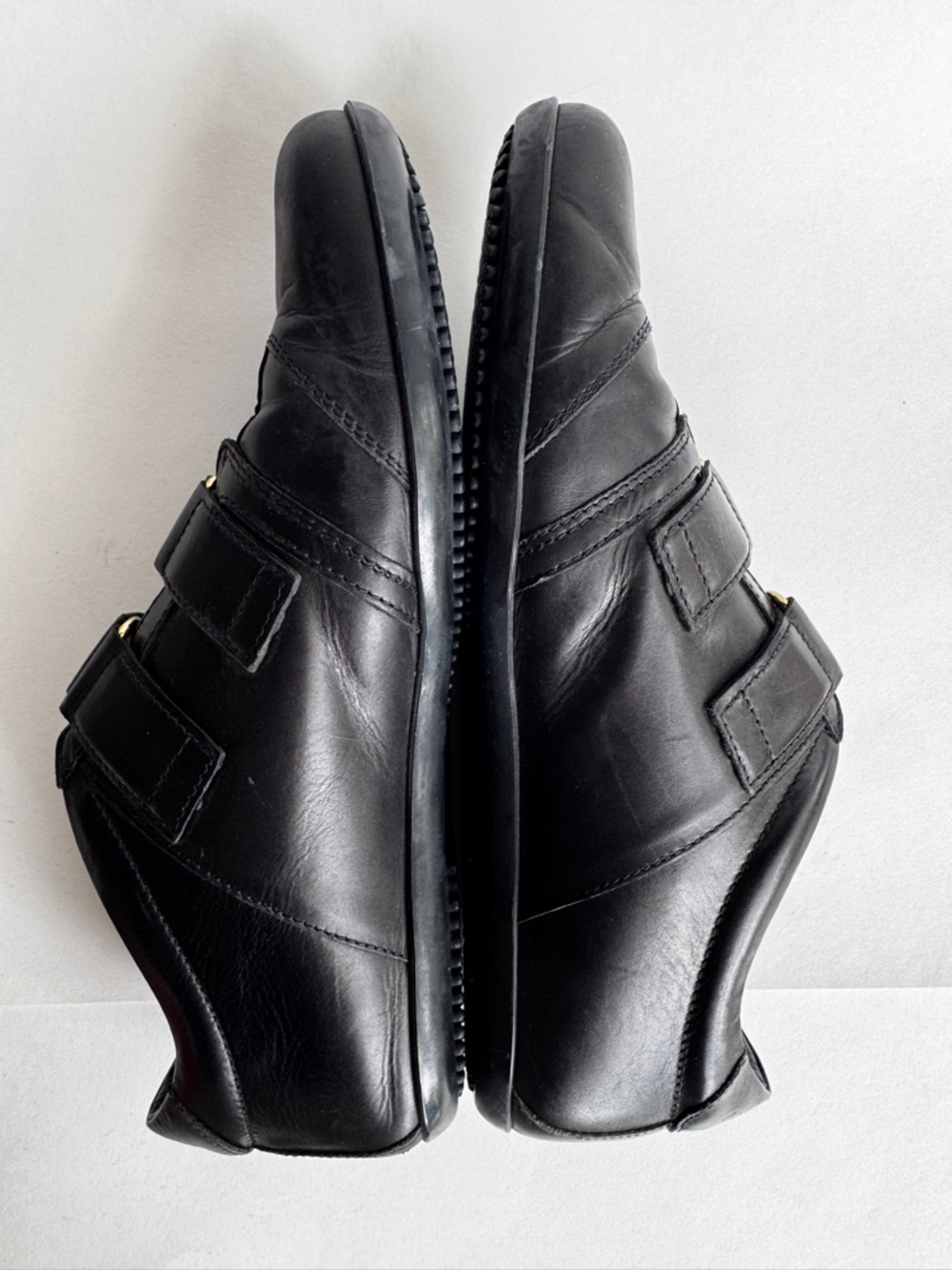 Vintage Gucci Black Leather Triple Velcro Strap Sneaker Gold Hardware 10B - Picture 8 of 13